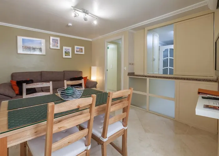 Acogedor Apartamento Junto A La Plaza Del Salvador